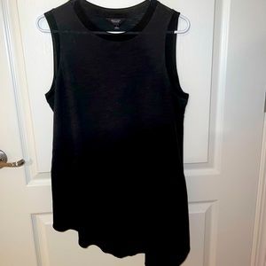 Simply Vera Wang asymmetrical sleeveless black blouse. Size L